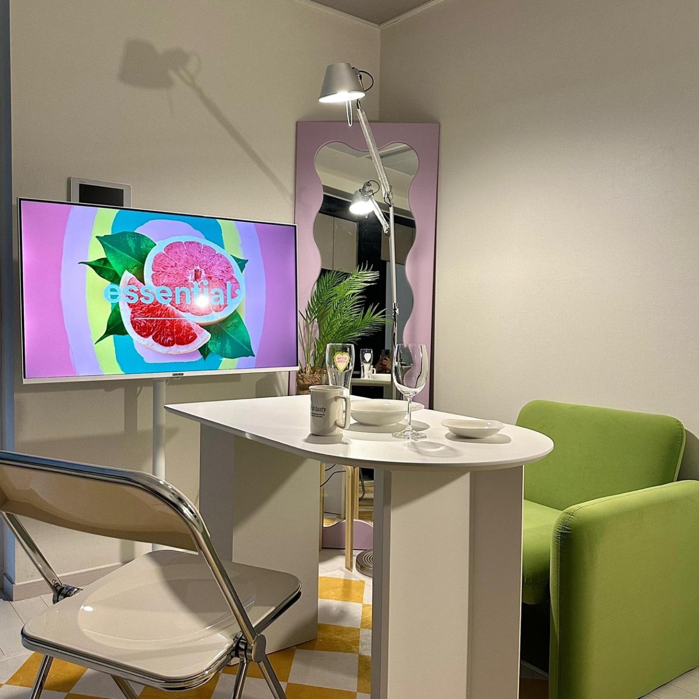 Apartmán Dongseongro Meomoom Tegu Pokoj fotografie