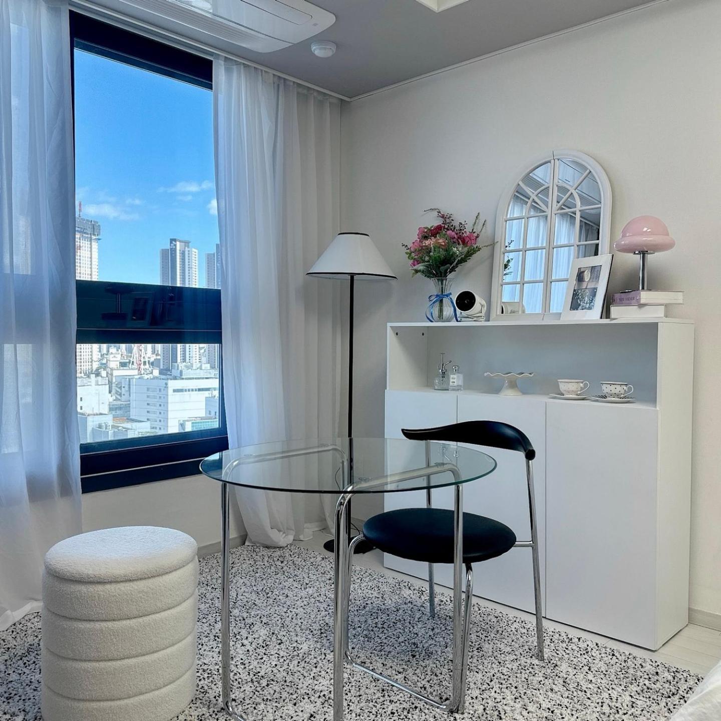 Apartmán Dongseongro Meomoom Tegu Pokoj fotografie