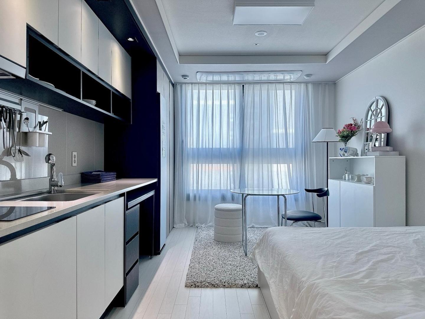 Apartmán Dongseongro Meomoom Tegu Pokoj fotografie