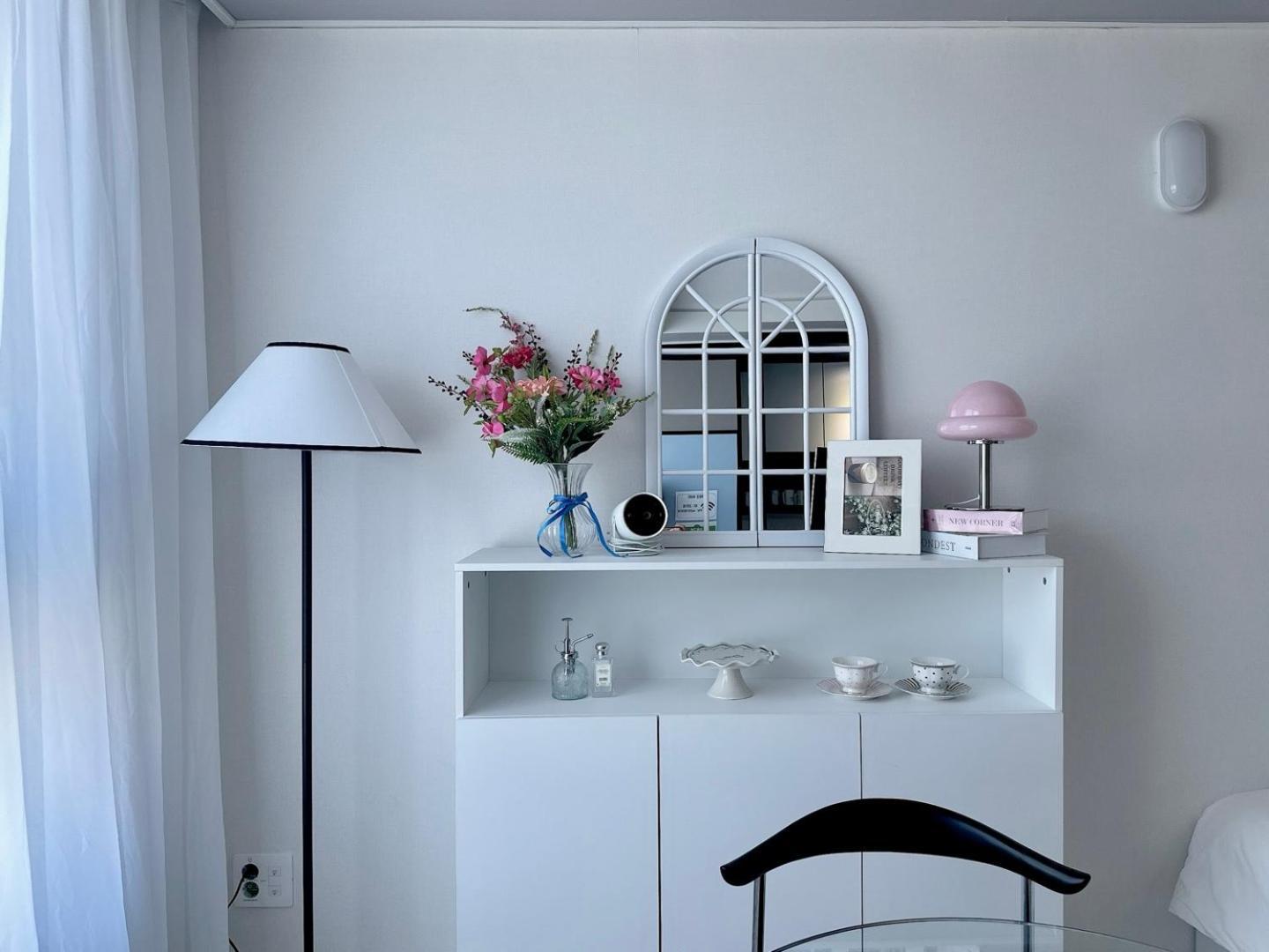 Apartmán Dongseongro Meomoom Tegu Pokoj fotografie